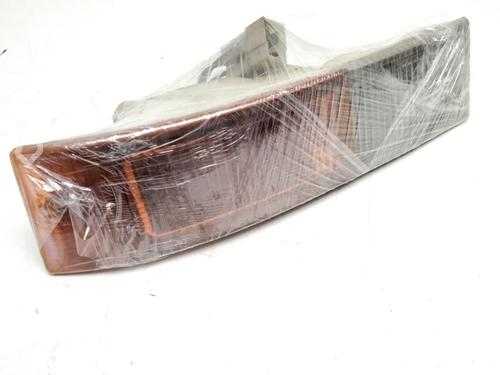 Used Left front indicator NISSAN VANETTE Bus (C22) 2.4 i (SLC22) (101 hp) 25226918