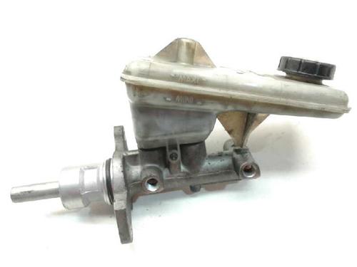 Used Brake master cylinder RENAULT TRAFIC II Van (FL) [2001-2025]  7533370