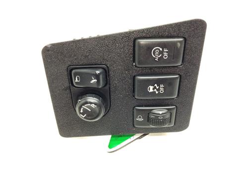 Used Headlight switch NISSAN QASHQAI / QASHQAI +2 I (J10, NJ10, JJ10E) 1.6 dCi (130 hp) 17462762