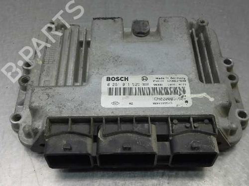 Used Engine control unit (ECU) RENAULT TRAFIC II Van (FL) [2001-2025]  1416224