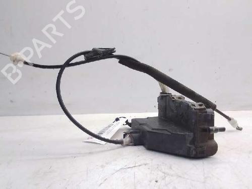 Serrure avant droite PEUGEOT 3008 I MPV (0U_) [2009-2017]  9666069