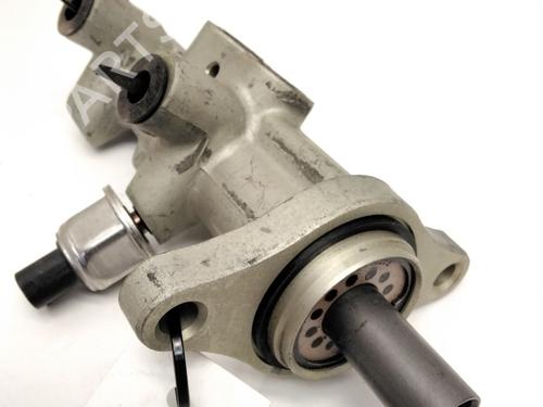 Used Brake master cylinder NISSAN NAVARA NP300 (D40) [2004-2025]  18844624