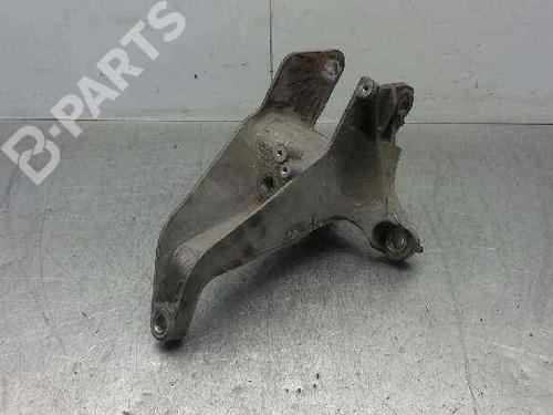 Used Engine mount Engine mount MINI MINI (R50, R53) Cooper (116 hp) 10715389 10715389