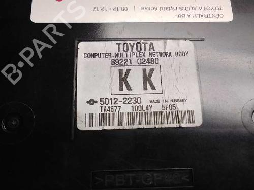 Fuse box TOYOTA AURIS (_E18_)  | BP11638829E1