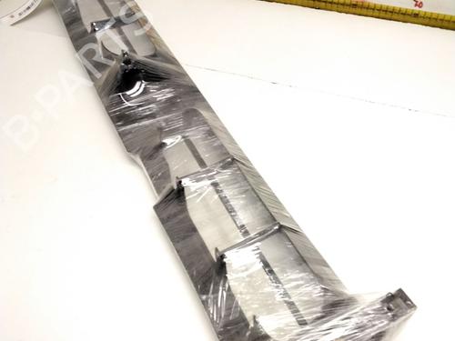 Grille NISSAN TERRANO II (R20) 2.7 TD 4WD | BP17327270C40 