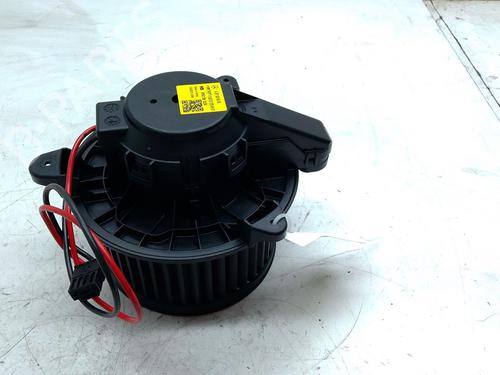 Used Heater blower motor MERCEDES-BENZ GLA (H247) GLA 200 (247.787) (163 hp) 30028121