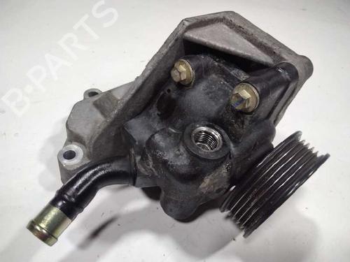 Used Steering pump FORD FIESTA V (JH_, JD_) [2001-2014]  10261549