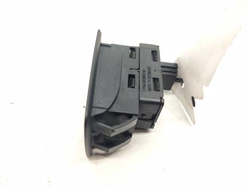 Right front window switch BMW 3 (E90)  | BP16169673I26 