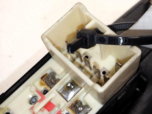 Right rear window switch KIA CERATO I Hatchback (LD) 2.0 | BP36561887I28 - Image 3