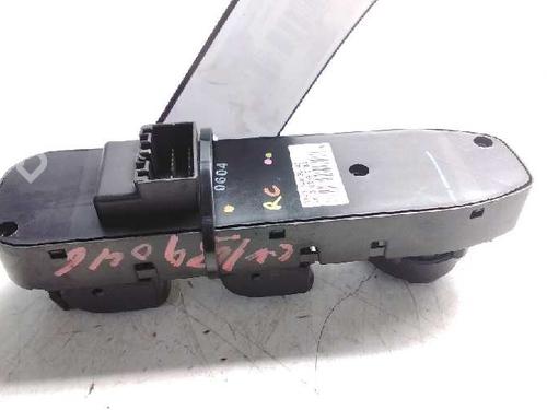 Left front window switch JAGUAR X-TYPE I Estate (X400) 2.0 D | BP10164371I27 