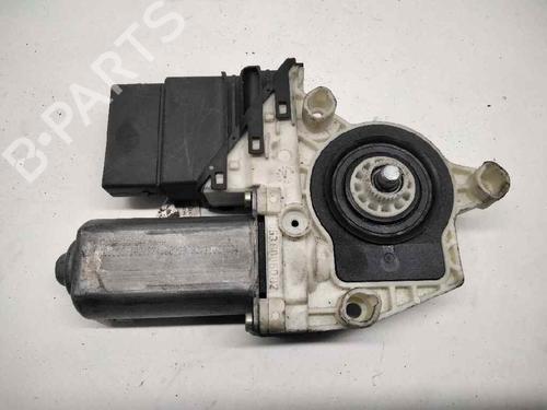 Elevalunas trasero izquierdo SEAT LEON (1M1) 1.6 16 V (105 hp) 1514258