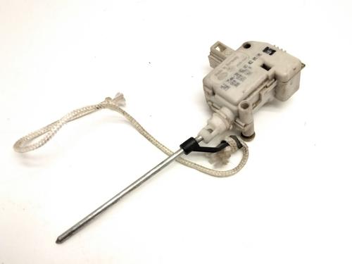 Brandstofklep actuator SEAT IBIZA II (6K1) 1.4 i (60 hp) 18243895