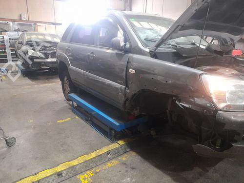 Left mirror KIA SPORTAGE II (JE_, KM_)  | BP21556557C26 