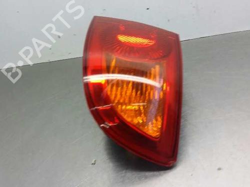Right taillight HYUNDAI ELANTRA III (XD)  | BP2233814C35 