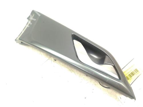 Used Front right interior door handle Front right interior door handle 38488815 38488815