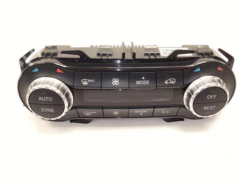 Used Climate control MERCEDES-BENZ CLA Coupe (C117) CLA 220 CDI / d (117.303) (163 hp) 24925566