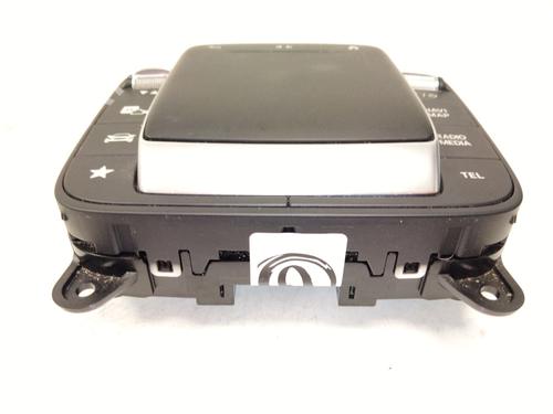 Switch MERCEDES-BENZ GLA (H247) GLA 200 (247.787) | BP29977424I30