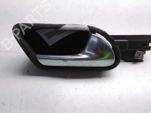 Used Front right interior door handle VW GOLF V (1K1) 1.9 TDI (105 hp) 3212500