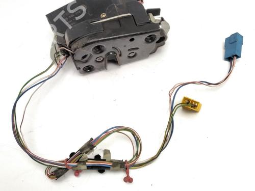 Front left lock MERCEDES-BENZ VANEO (414) 1.6 (414.700) | BP25227023C98 