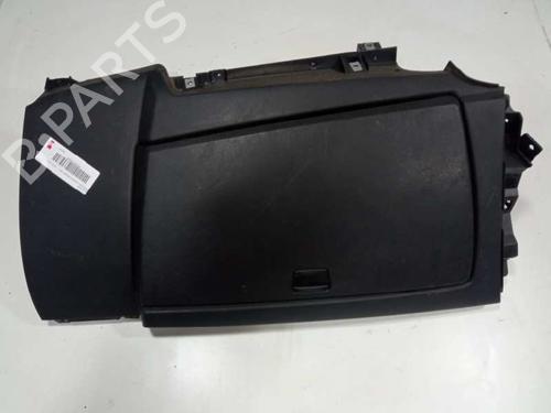 Used Glove box BMW 1 (E87) 118 d (122 hp) 16111655