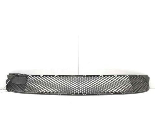 Used Grille MERCEDES-BENZ A-CLASS Saloon (V177) A 200 d (177.112) (150 hp) 12296695