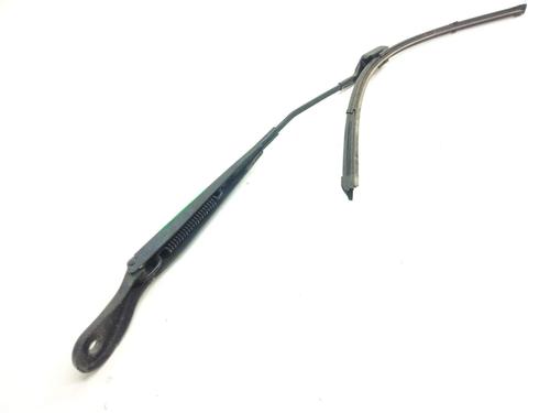 Used Front windshield wiper arm Front windshield wiper arm 22982372 22982372