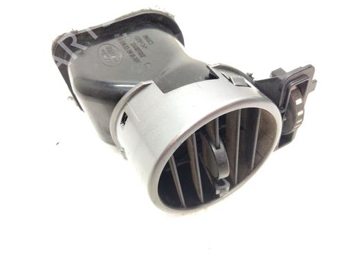 Used Air vent LAND ROVER DISCOVERY III (L319) 2.7 TD 4x4 (190 hp) 21803813