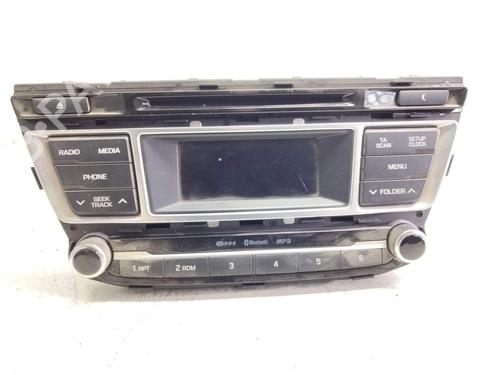 Used Radio Radio 2443672 2443672