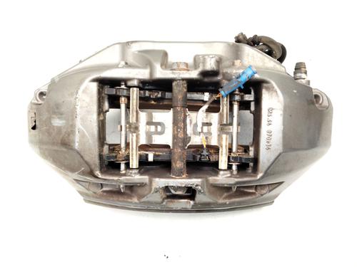 Højre bremsekaliber foran MERCEDES-BENZ S-CLASS (W222, V222, X222) S 350 BlueTEC / d (222.132, 222.032, 222.123) (258 hp) 30515143