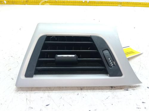 Used Air vent BMW 3 (F30, F80) 318 d xDrive (143 hp) 25978290