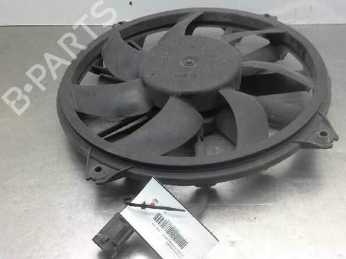 Used Radiator fan Radiator fan 1740060 1740060