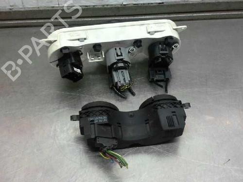 Climate control FORD FOCUS I (DAW, DBW)  | BP1360068I5 