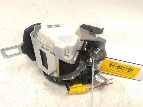 Used Rear left seatbelt Rear left seatbelt 39169008 39169008
