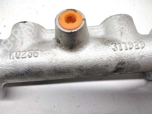 Brake master cylinder FORD ESCORT IV (GAF, AWF, ABFT) 1.6 i | BP9286320M77 