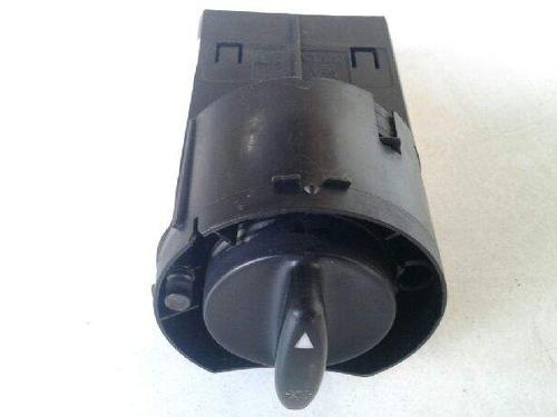 Headlight switch AUDI A6 C5 (4B2, 4B4) 1.9 TDI | BP10298159I24 - Image 1