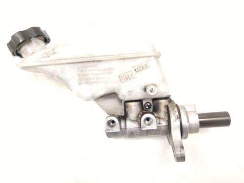 Used Brake master cylinder Brake master cylinder HYUNDAI TUCSON (TL, TLE) 2.0 CRDi (136 hp) 22738051 22738051