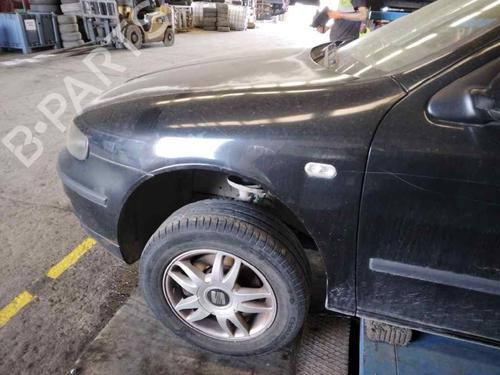 Høyre foran utvendig håndtak SEAT LEON (1M1)  | BP9976485C129 