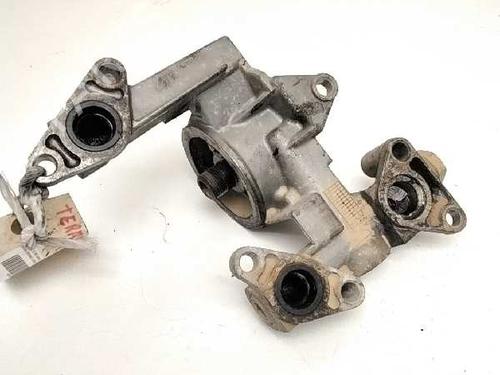 Used Support NISSAN TERRANO II (R20) 2.7 TDi 4WD (125 hp) 14312891