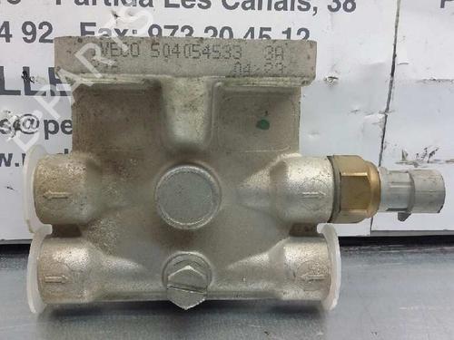 Used Support Support IVECO DAILY II Platform/Chassis 30-8 (14911111, 14911117, 14911211, 14911215, 14911217,... (84 hp) 25230043 25230043