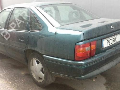 Left taillight OPEL VECTRA A (J89) 2.5 V6 (F19, M19) | BP159786C34 
