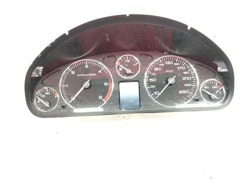 Used Instrument cluster PEUGEOT 407 (6D_) 2.0 HDi 135 (6DRHRH, 6DRHRE, 6DRHRG, 6DRHRJ) (136 hp) 17212703
