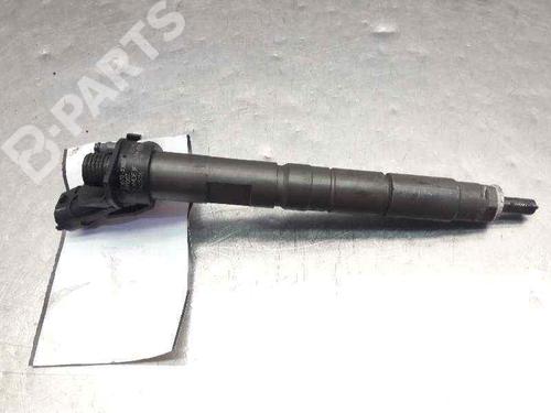 Used Injector Injector TOYOTA YARIS (_P13_) 1.4 D (NLP130_, NLP130) (90 hp) 10261437 10261437