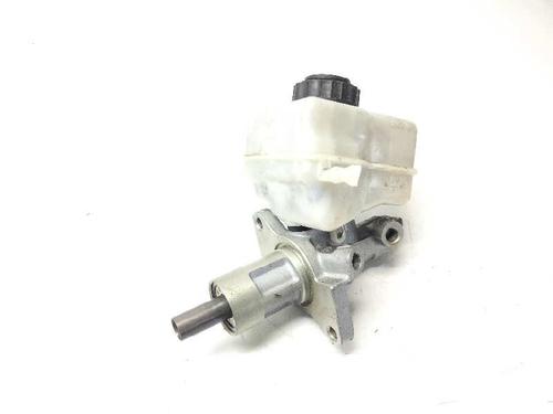Used Brake master cylinder BMW 1 (E81) 118 d (143 hp) 17945672