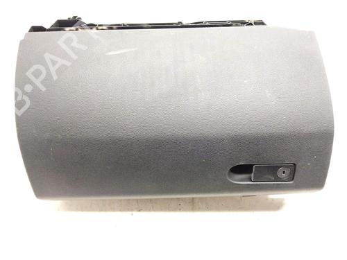 Used Glove box Glove box 21590142 21590142