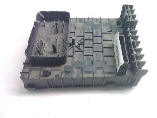 Fuse box VW TOURAN (1T1, 1T2)  | BP27999835E1 