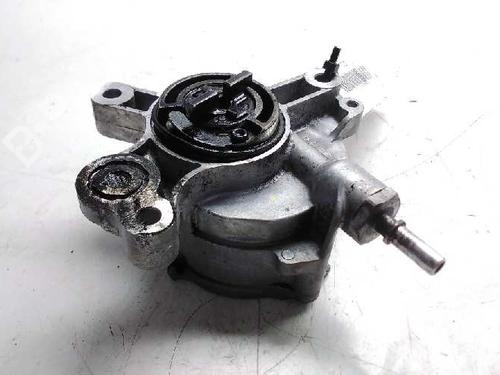 Used Vacuum pump FORD KUGA I 2.0 TDCi (136 hp) 10041233