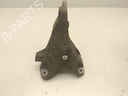 Used Engine mount Engine mount 17209513 17209513