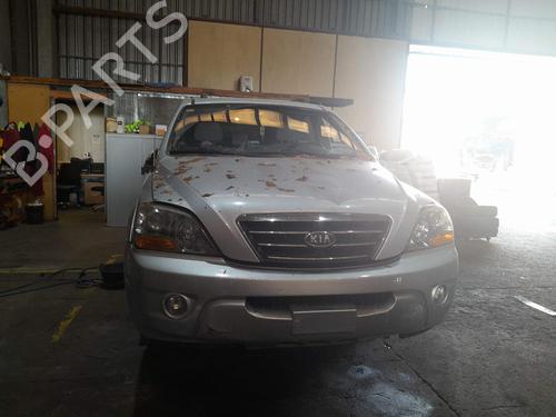 Brugte KIA SORENTO I (JC) 2.5 CRDi 4WD 4894543