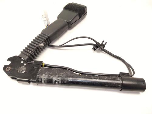 Used Seat buckle BMW 3 (F30, F80) 318 d (150 hp) 27382388