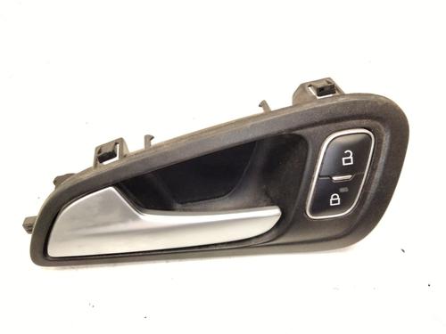 Venstre fortil invendig håndtag FORD FOCUS III 1.0 EcoBoost (125 hp) 24431127